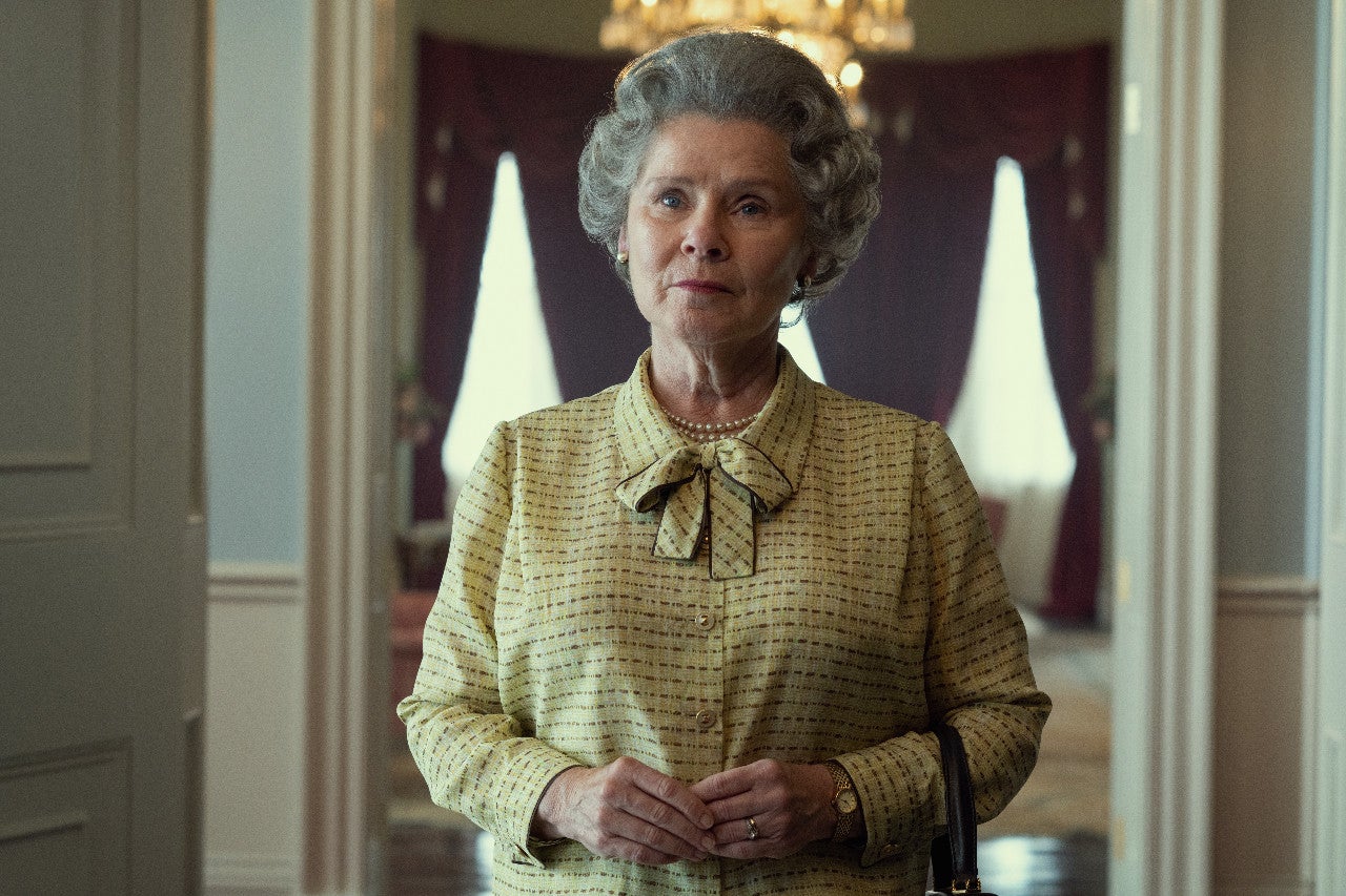 netflix-the-crown-season-5-queen-elizabeth-imelda-staunton