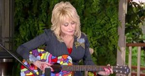 Dollywood Reopening: Watch Dolly Parton Sing ‘Coat of Many Colors’