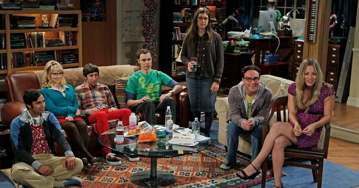 'The Big Bang Theory' Reunion With Stars Melissa Rauch And Mayim Bialik ...