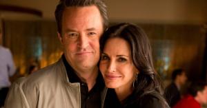 Courteney Cox Pays Tribute to ‘Friends’ Husband Matthew Perry 1 Year After His Death