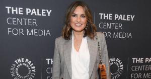 ‘Law & Order: SVU’ Star Mariska Hargitay Shares Another Photo of Her Injured Ankle