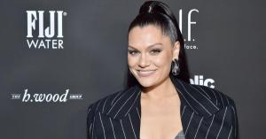 Jessie J Has Some Fun With Critics of Her Nude Pregnancy Photos: ‘I Bet You Zoomed In’