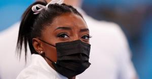 Simone Biles’ Family Member Unexpectedly Dies During Tokyo 2020 Olympics, Gymnastics Coach Reveals