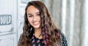 Jazz Jennings Gets Candid About 100-Pound Weight Gain