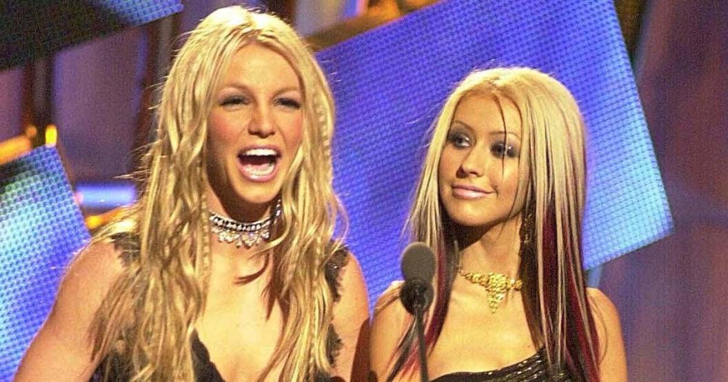 britney-christina-20110128.jpg