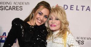 Is Miley Cyrus Starring in a ‘KUWTK’ Style Reality Show With Dolly Parton?