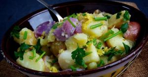 Potato Salad in Gumbo? The Internet Flips Over Controversial Culinary Collision