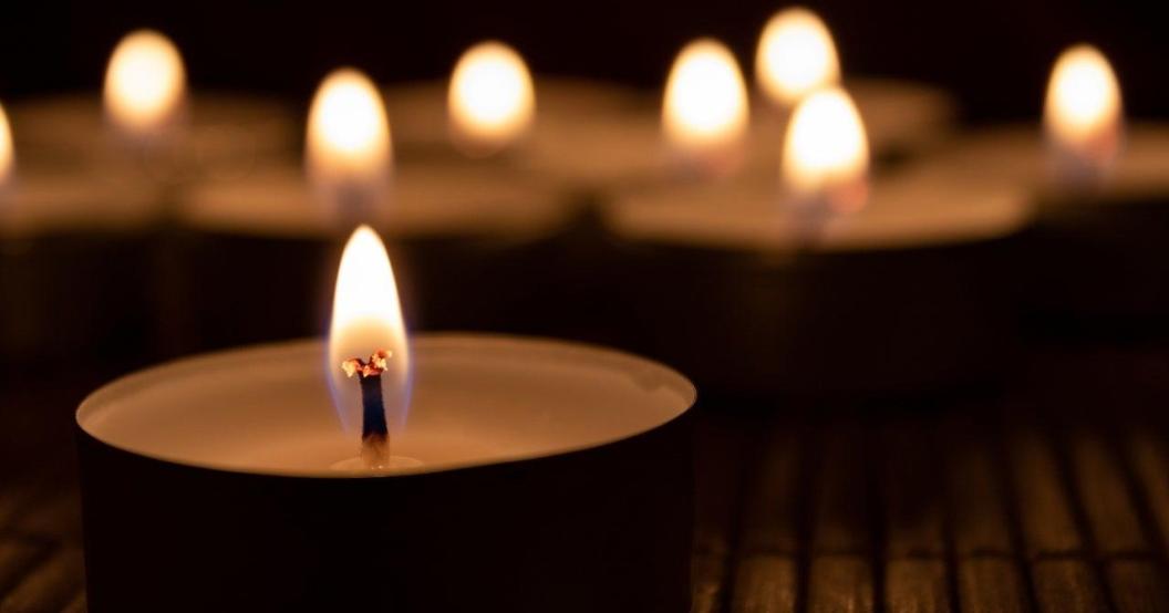memorial-vigil-candle-death-dead.jpg
