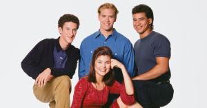 Tiffani Thiessen Reminisces Over ‘Special Place’ Dustin Diamond Holds in ‘Saved by the Bell’ Star’s Heart (Exclusive)