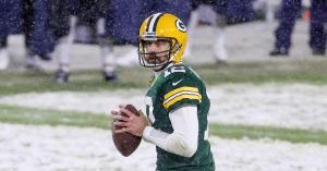 Packers Reportedly Make Roster Move to Keep Aaron Rodgers in Green Bay