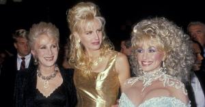 Dolly Parton Remembers Late ‘Steel Magnolias’ Co-Star Olympia Dukakis