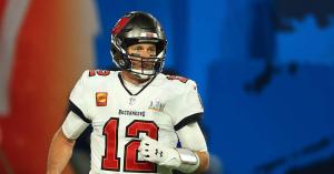 Tom Brady Opens up About ‘Pretty Serious’ Offseason Knee Surgery