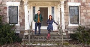 HGTV’s ‘Cheap Old Houses’ Is a ‘Labor of Love’ From Elizabeth and Ethan Finkelstein (Exclusive)