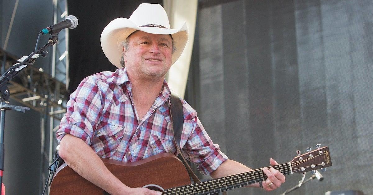 Country Music Legend Mark Chesnutt Hospitalized