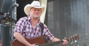 Mark Chesnutt Offers Health Update Following Cardiac Surgery