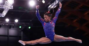 Simone Biles’ Injury at Olympics Finals Has Social Media Emotional