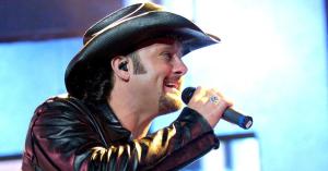 Tim McGraw Says ‘Live Like You Were Dying’ Came at a ‘Very Traumatic Time in My Life’