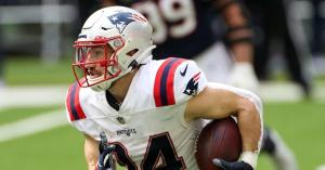 Texans Sign Former Patriots Player