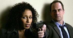 ‘Law & Order: SVU’ Alum Teases Return to Work With Christopher Meloni on ‘Organized Crime’