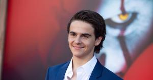 ‘It’ Child Star Comes out as Bisexual