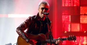 Eric Church Shares the Story Behind New Single ‘Heart on Fire’