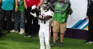 NFL Team Reportedly Discuss Julio Jones Trade With Falcons