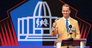 Peyton Manning Blasts Tom Brady During 2021 Hall of Fame Speech