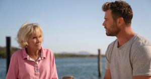 ‘Shark Beach With Chris Hemsworth’: Behind the Scenes With Valerie Taylor and Sally Aitken (Exclusive)