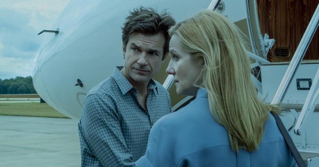 ozark-jason-bateman-laura-linney-netflix-20110700.jpg