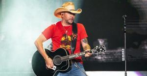 Jason Aldean Marks His 25th No. 1 With ‘Blame It On You’