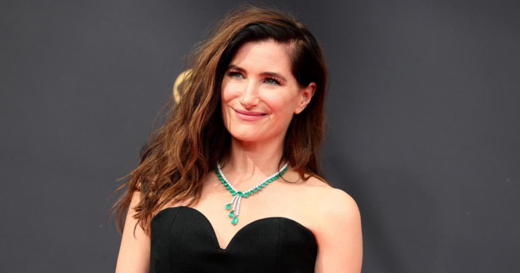 kathryn-hahn.jpg