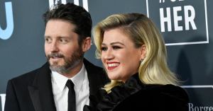 Kelly Clarkson’s Ex Brandon Blackstock Is Reportedly Still a ‘Thorn’ in Her Side