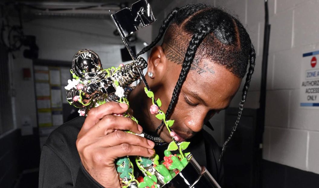 travis-scott-vmas-1.jpg