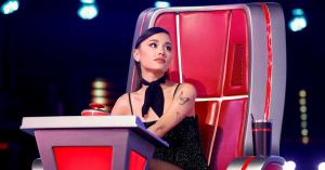 Why Ariana Grande Ran Away From Her ‘The Voice’ Co-Star Blake Shelton on Stage