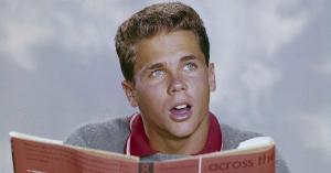 ‘Leave It to Beaver’ Child Star Tony Dow Reveals Cancer Diagnosis