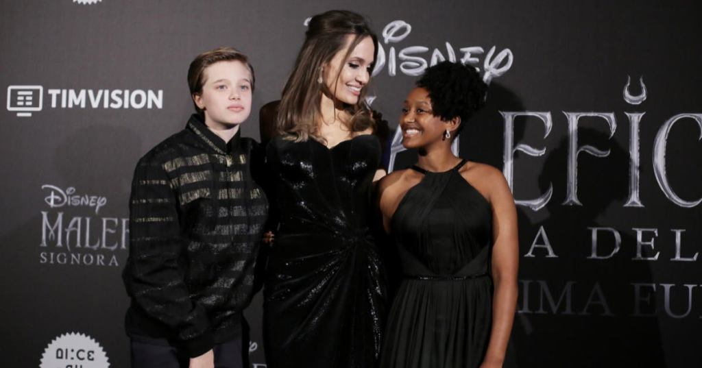 angelina-jolie-zahara-shiloh.jpg