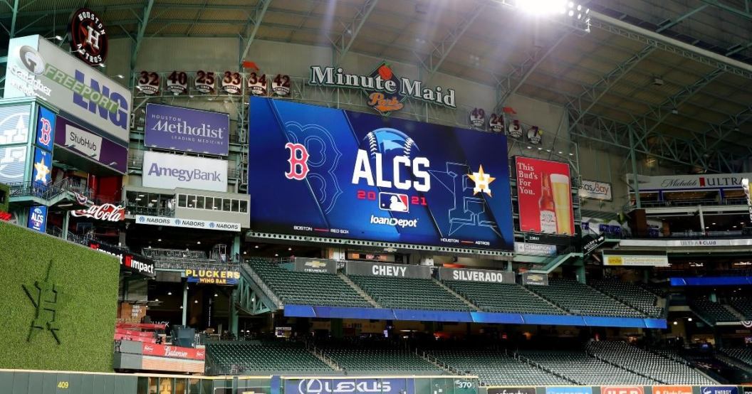 plane-fans-heading-red-sox-astos-alcs-game-crashes-houston.jpg