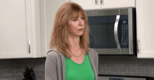 ‘I Love a Mama’s Boy’: Steph Confides in Liz About Her Troubled Relationship With Mike in Exclusive Clip