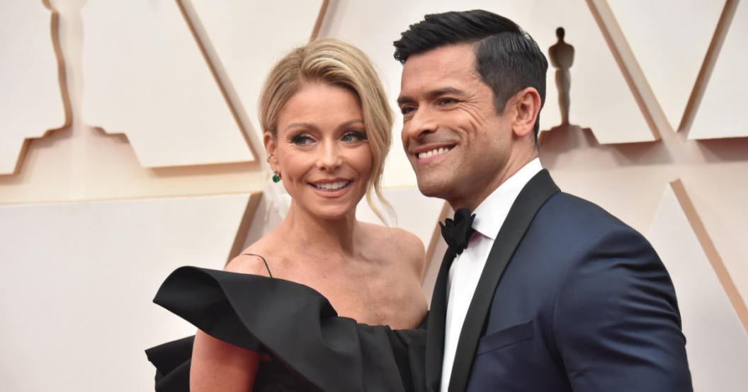 kelly-ripa-mark-consuelos.jpg