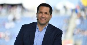 NFL Fans Go After Adam Schefter for Sending Draft of Story to Washington General Manager