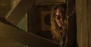 Jenna Elfman Talks Being ‘All in’ With ‘Fear the Walking Dead’ (Exclusive)