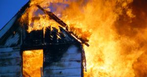 Pregnant Reality TV Star Living out of Car After House Fire
