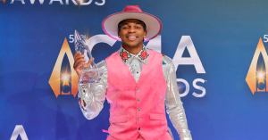 CMA Awards: Jimmie Allen All Smiles Just Two Nights After ‘DWTS’ Elimination