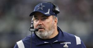 Cowboys Coach Mike McCarthy Tests Positive for COVID-19