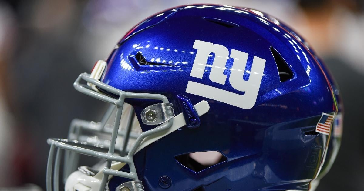 Giants running back Cam Skattebo botches backflip