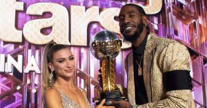 ‘Dancing With the Stars’: Iman Shumpert Reacts to Winning Mirrorball Trophy