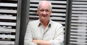‘Whose Line Is It Anyway?’ Star Scraps With Fan in Bizarre Video