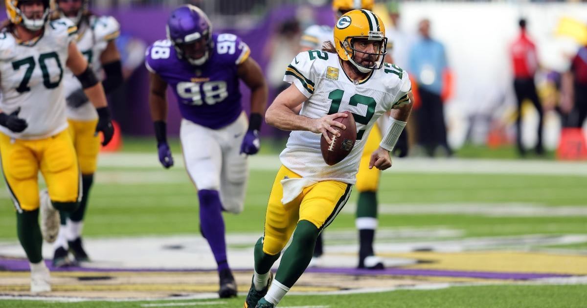 Aaron Rodgers Gives Discouraging Update on Toe Injury - PopCulture.com