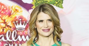 Kristy Swanson, ‘Buffy’ Star, Hospitalized With COVID-19 Complications