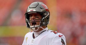 ‘Monday Night Football’: Time, Channel and How to Watch Giants vs. Buccaneers